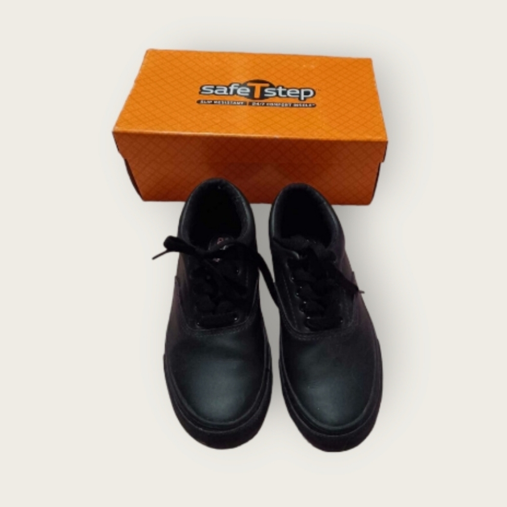 Safestep size 6 worn once